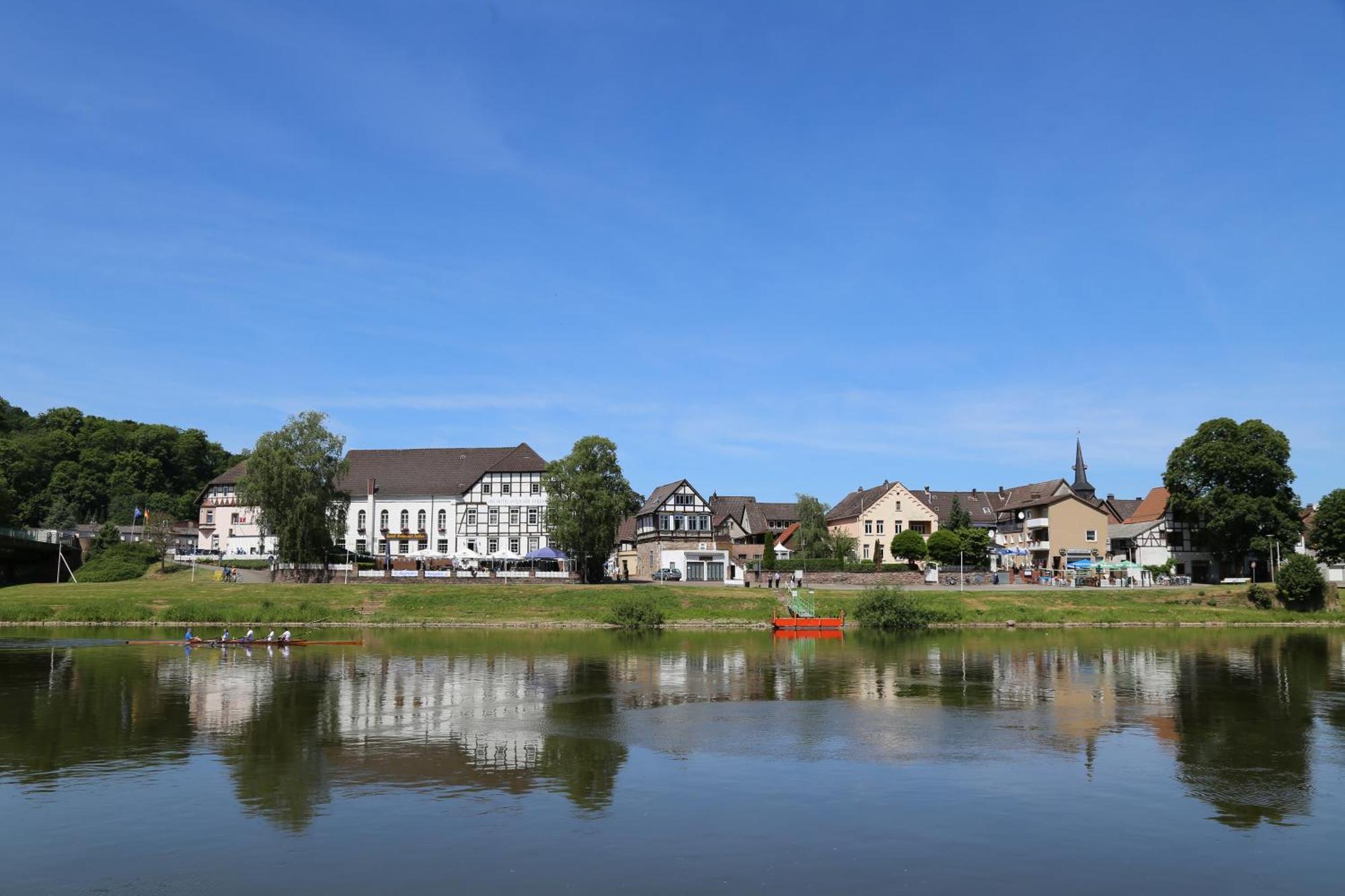 Ferienwohnungen Am Weserstrand 보덴웨르데르 외부 사진